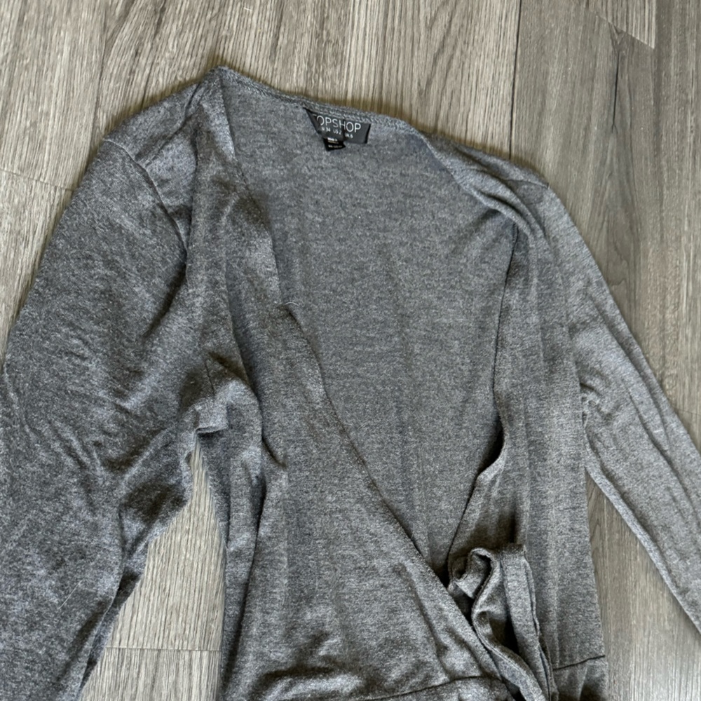 TOPSHOP WRAP GRAY DRESS - Picture 4 of 4